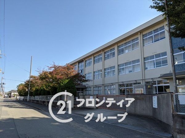加古川市加古川町稲屋の中古一戸建て(加古川市立鳩里小学校)