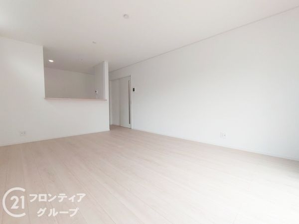 加古川市別府町新野辺　新築一戸建て　第２３　１号棟