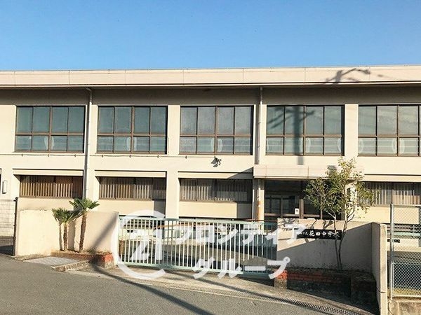 姫路市花田町勅旨　新築一戸建て(姫路市立花田中学校)