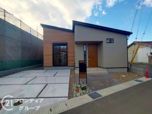 姫路市花田町勅旨　新築一戸建て