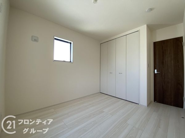 揖保郡太子町立岡　新築一戸建て　２号棟