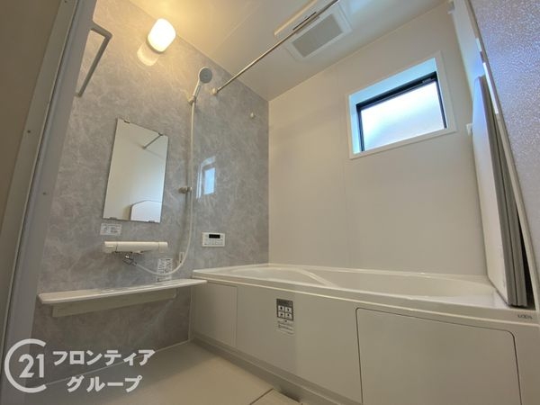 揖保郡太子町立岡　新築一戸建て　２号棟