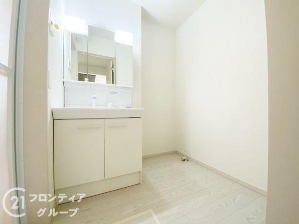 姫路市飾磨区英賀　新築一戸建て　２期　１号棟