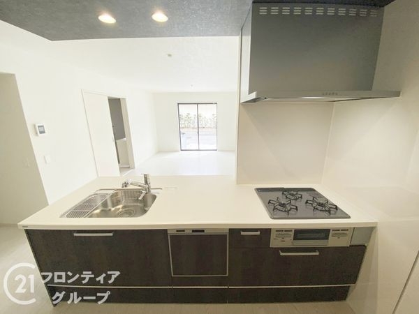 姫路市飾磨区英賀　新築一戸建て　２期　１号棟