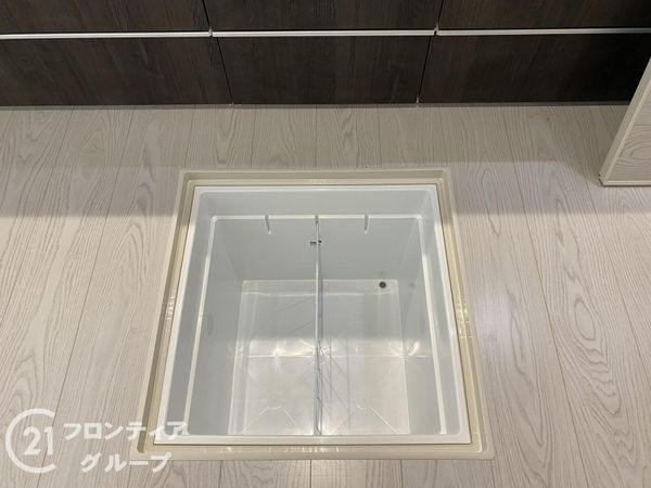 姫路市飾磨区英賀　新築一戸建て　２期　１号棟