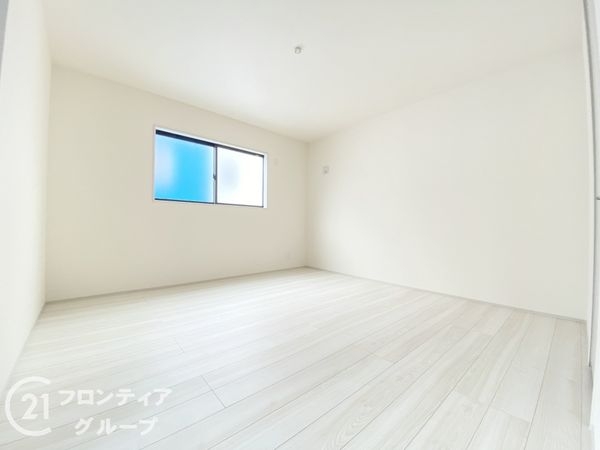 姫路市広畑区則直　新築一戸建て　全１区画