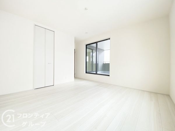 姫路市広畑区則直　新築一戸建て　全１区画