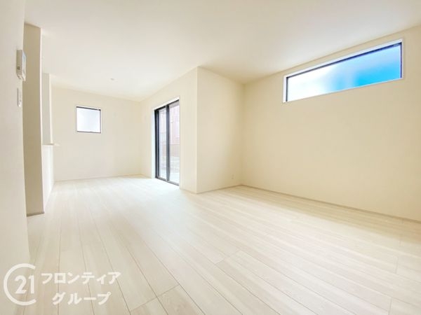 姫路市広畑区則直　新築一戸建て　全１区画
