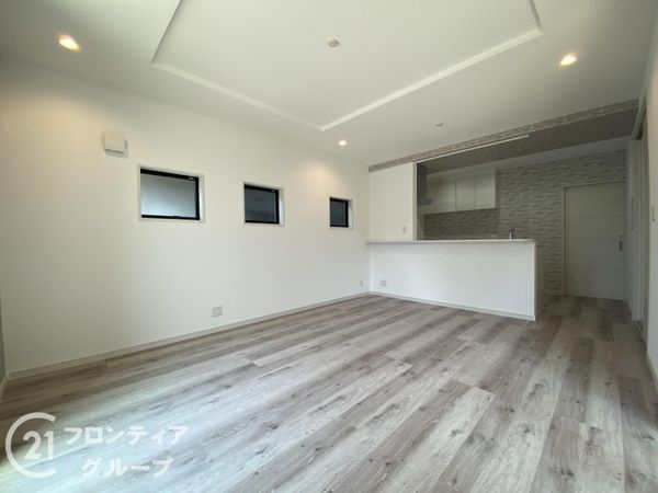 加古川市平岡町一色　新築一戸建て