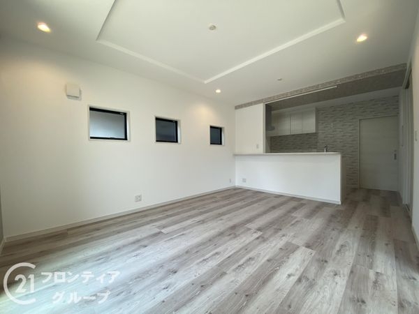 加古川市平岡町一色　新築一戸建て