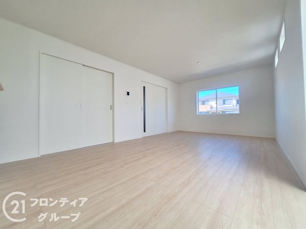 三木市緑が丘町中２丁目　新築一戸建て　第１　２号棟
