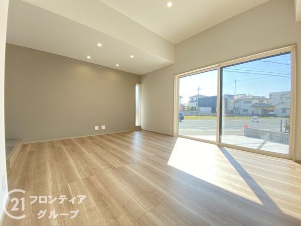 姫路市御立西３丁目　新築一戸建て　全１区画