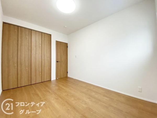 揖保郡太子町鵤　新築一戸建て　２号棟
