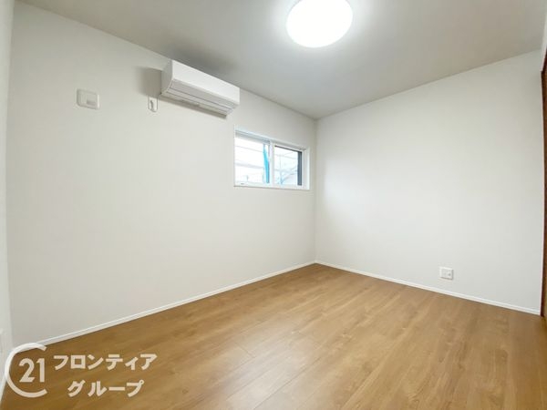 揖保郡太子町鵤　新築一戸建て　２号棟