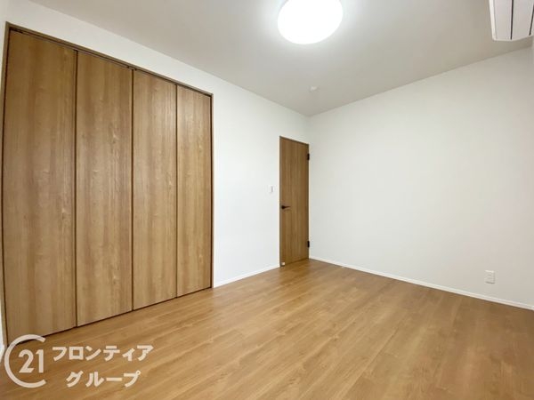 揖保郡太子町鵤　新築一戸建て　２号棟