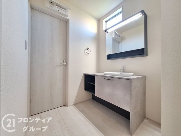 揖保郡太子町東南　新築一戸建て　３期　４号棟