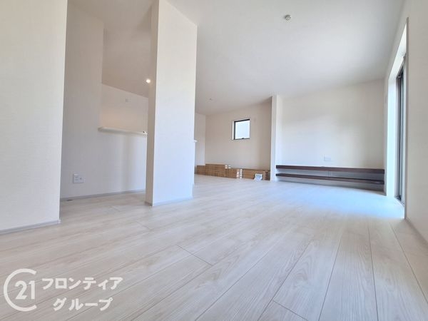 揖保郡太子町東南　新築一戸建て　３期　４号棟