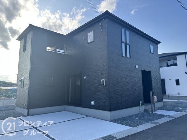 揖保郡太子町東南　新築一戸建て　３期　３号棟