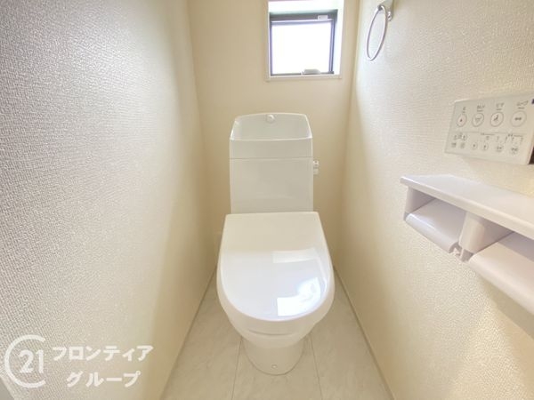 揖保郡太子町佐用岡　新築一戸建て　２号棟