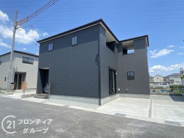 揖保郡太子町佐用岡　新築一戸建て　２号棟