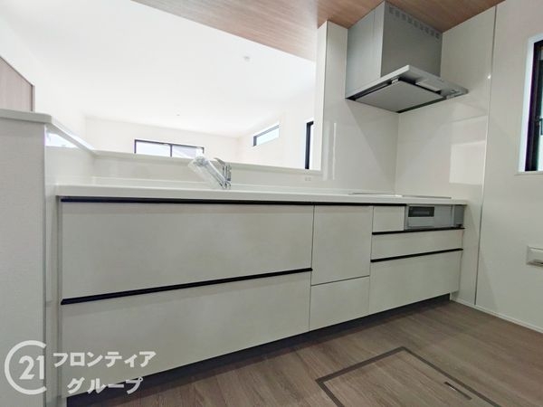 高砂市高砂町東宮町　新築一戸建て　２号棟