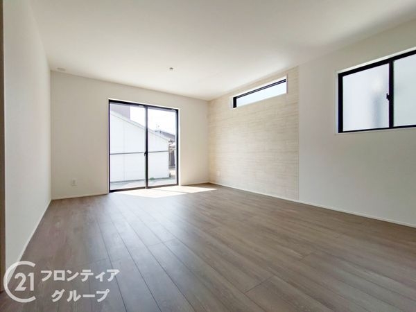 高砂市高砂町東宮町　新築一戸建て　２号棟