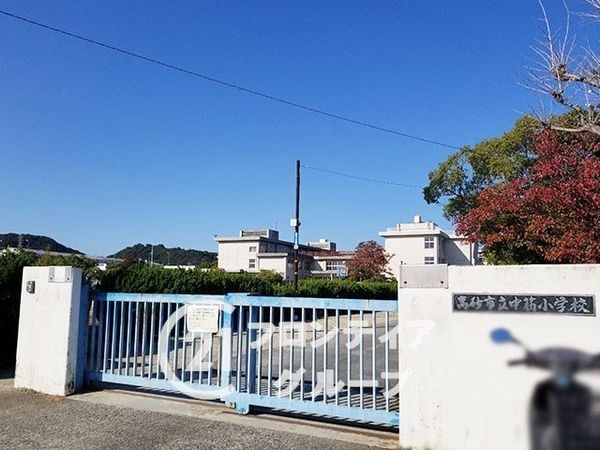 アインツ高砂　中古マンション(高砂市立中筋小学校)