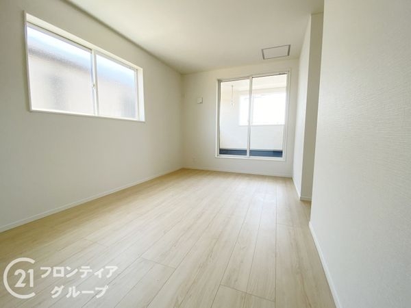 三木市志染町東自由が丘１丁目　新築一戸建て　第６　2号棟