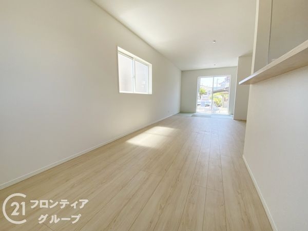 三木市志染町東自由が丘１丁目　新築一戸建て　第６　2号棟