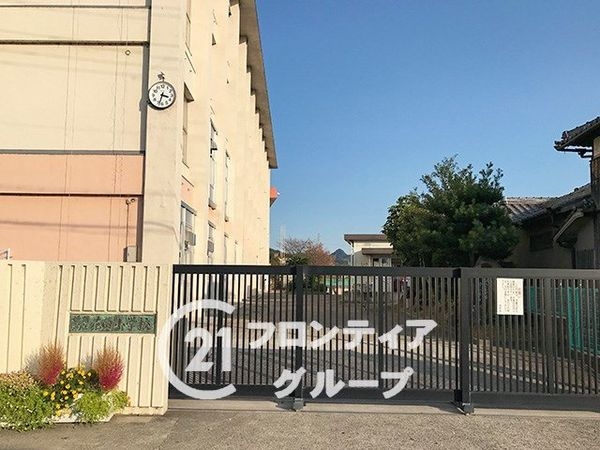 姫路市花田町勅旨　新築一戸建て　第３　１号棟(姫路市立花田小学校)