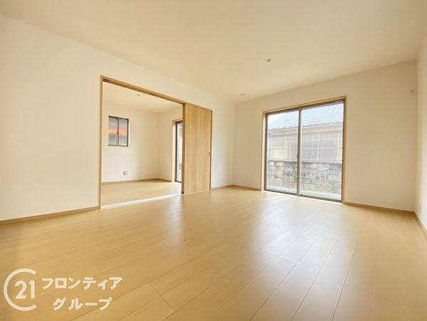三木市自由が丘本町２丁目　新築一戸建て　B号棟