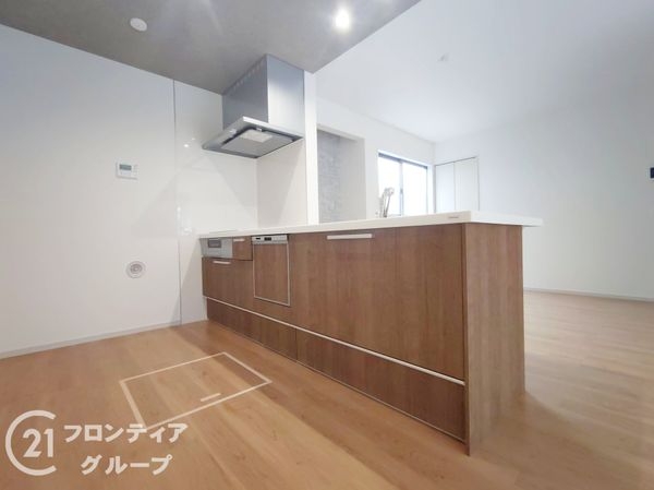 加古川市米田町平津　新築一戸建て　全１区画