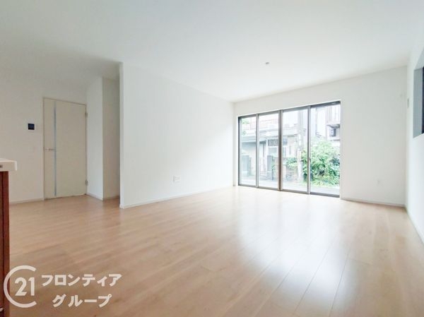 加古川市米田町平津　新築一戸建て　全１区画