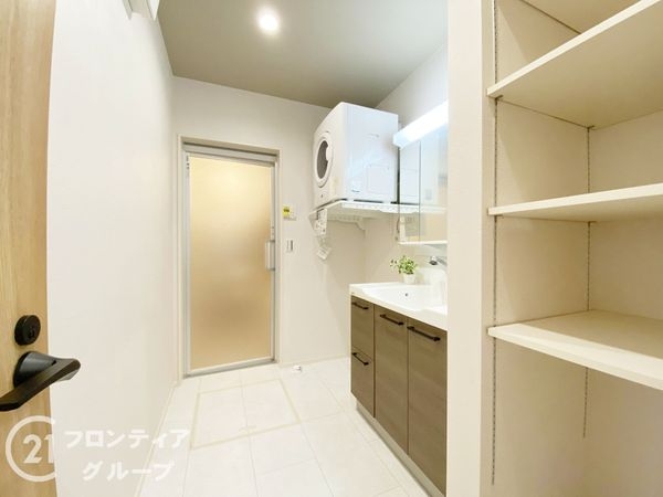三木市自由が丘本町１丁目　新築一戸建て