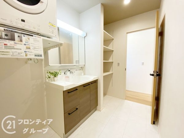 三木市自由が丘本町１丁目　新築一戸建て