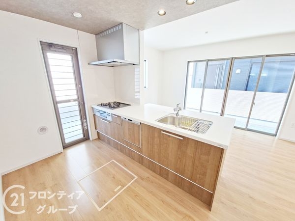 姫路市広畑区清水町１丁目　新築一戸建て　１期　１号棟