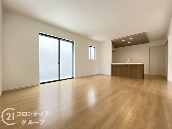 姫路市西庄　新築一戸建て　４期　１号棟
