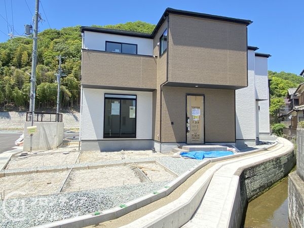姫路市西庄　新築一戸建て　４期　２号棟