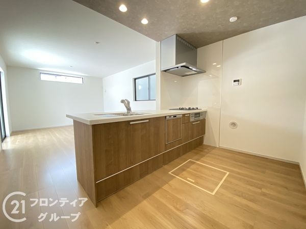 姫路市西庄　新築一戸建て　４期　２号棟