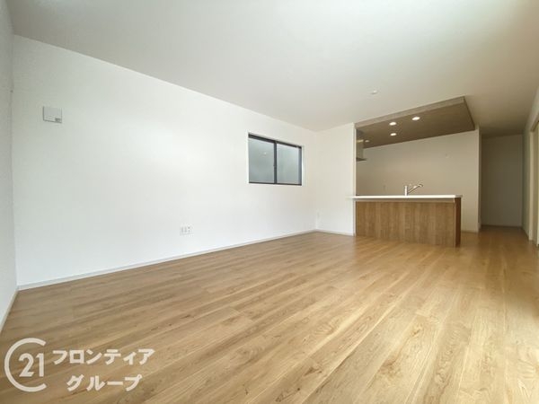 姫路市西庄　新築一戸建て　４期　２号棟