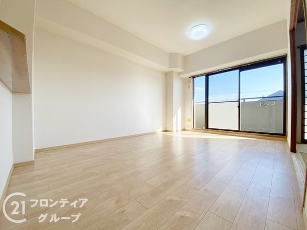 ロイヤルシャトー手柄南　中古マンション