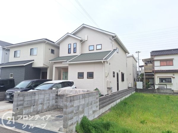 加古川市別府町新野辺北町５丁目の中古一戸建て