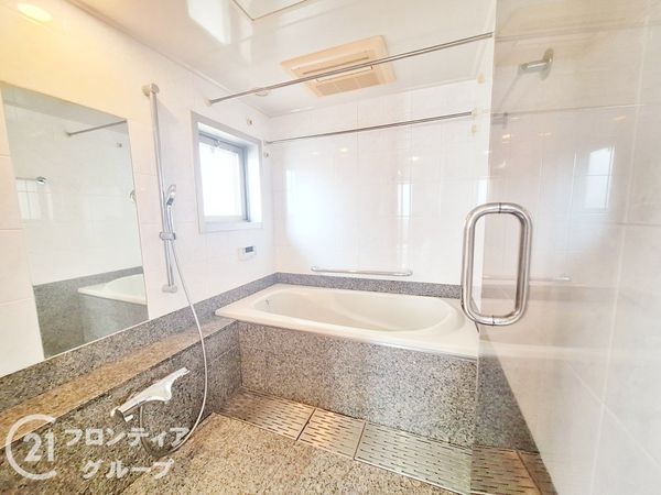 サンヒルズ坂田町　中古マンション