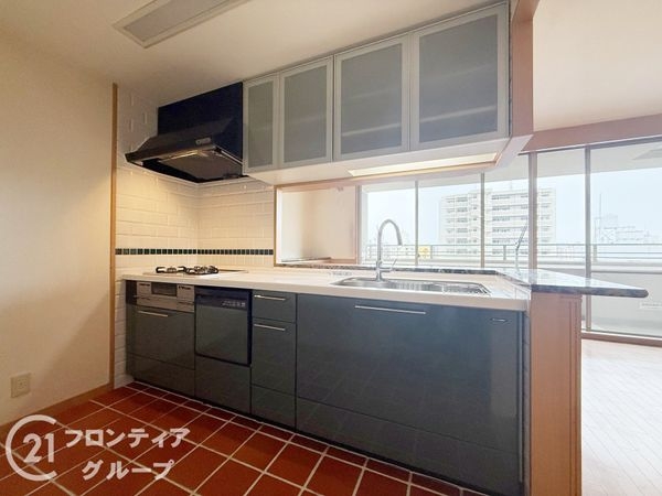 サンヒルズ坂田町　中古マンション
