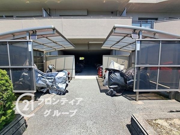ロイヤルシャトー手柄南　中古マンション