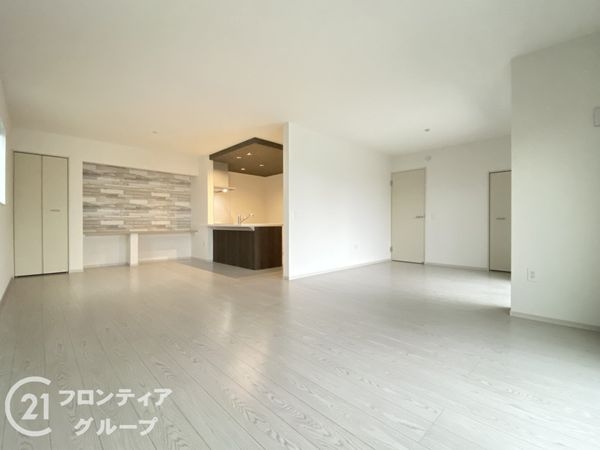 揖保郡太子町鵤　新築一戸建て　１期　３号棟