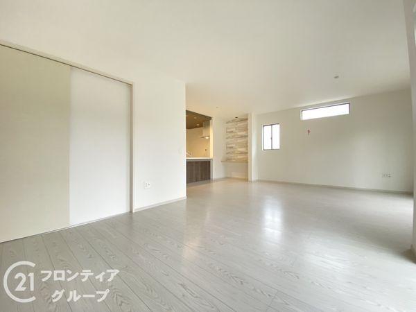 揖保郡太子町鵤　新築一戸建て　１期　２号棟