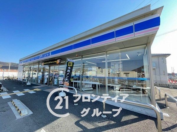 姫路市東山　新築一戸建て　４期　１号棟(ローソン姫路継野々上店)