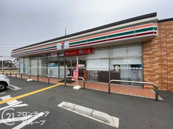 姫路市飾磨区中島１丁目　新築一戸建て　３号棟(セブンイレブン姫路飾磨中島3丁目店)