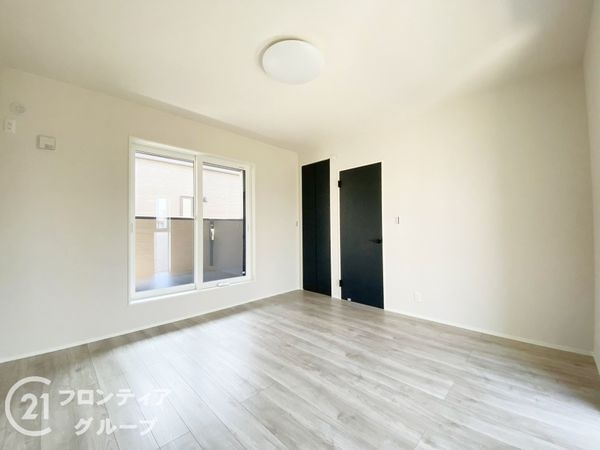 姫路市飾磨区中島１丁目　新築一戸建て　５号棟